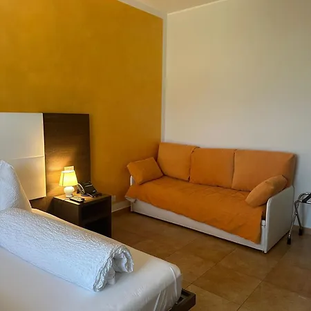 Hotel Ginevra Agrituristico 4*