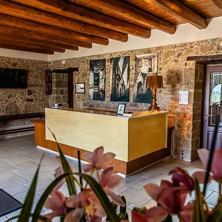 Ginevra Agrituristico Hotel