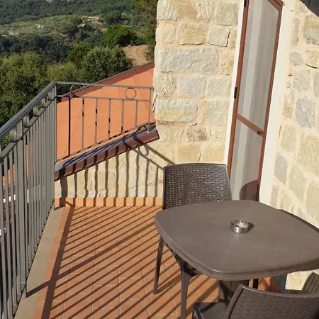 Ginevra Agrituristico Hotel Ficarra