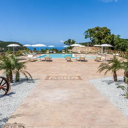 Ginevra Agrituristico Hotel Ficarra