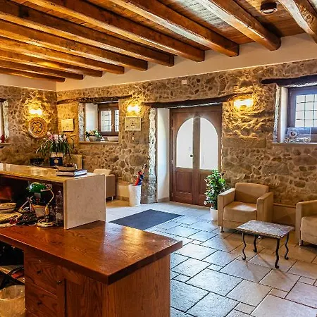 호텔 Ginevra Agrituristico 4*