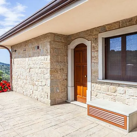 Hotel Ginevra Agrituristico 4*